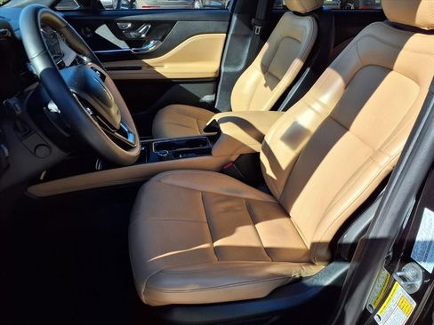 Certified 2022 Lincoln Corsair Reserve w/ Equipment Group 201A image 24