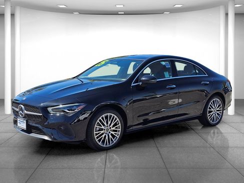 Used 2025 Mercedes-Benz CLA 250 image 3