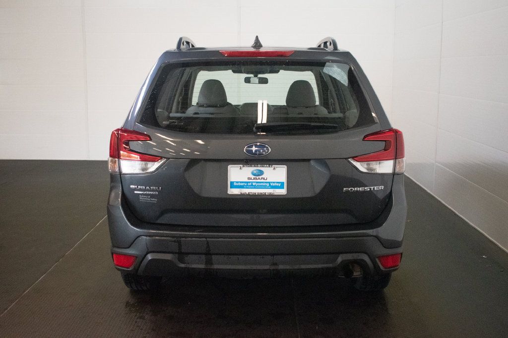 Certified 2023 Subaru Forester AWD/4WD image 5