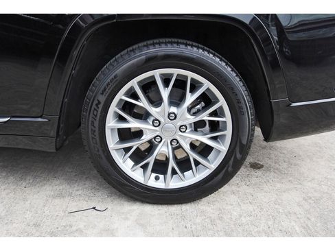 Used 2023 Jeep Grand Cherokee L Summit w/ Advanced Protech Group IV image 32