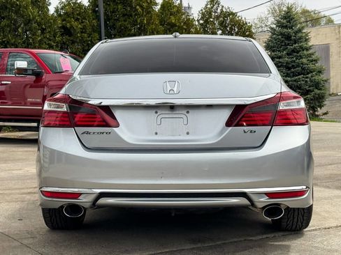 Used 2017 Honda Accord EX-L image 4
