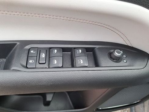 Certified 2022 Jeep Compass Limited AWD/4WD image 14