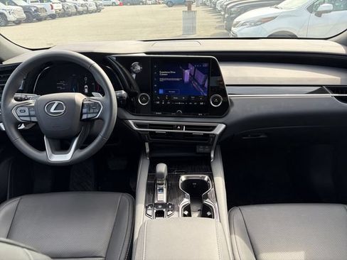 Used 2025 Lexus RX 350 AWD w/ Technology Package image 21