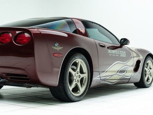 Used 2003 Chevrolet Corvette Coupe w/ Preferred Equipment Group RWD image 14