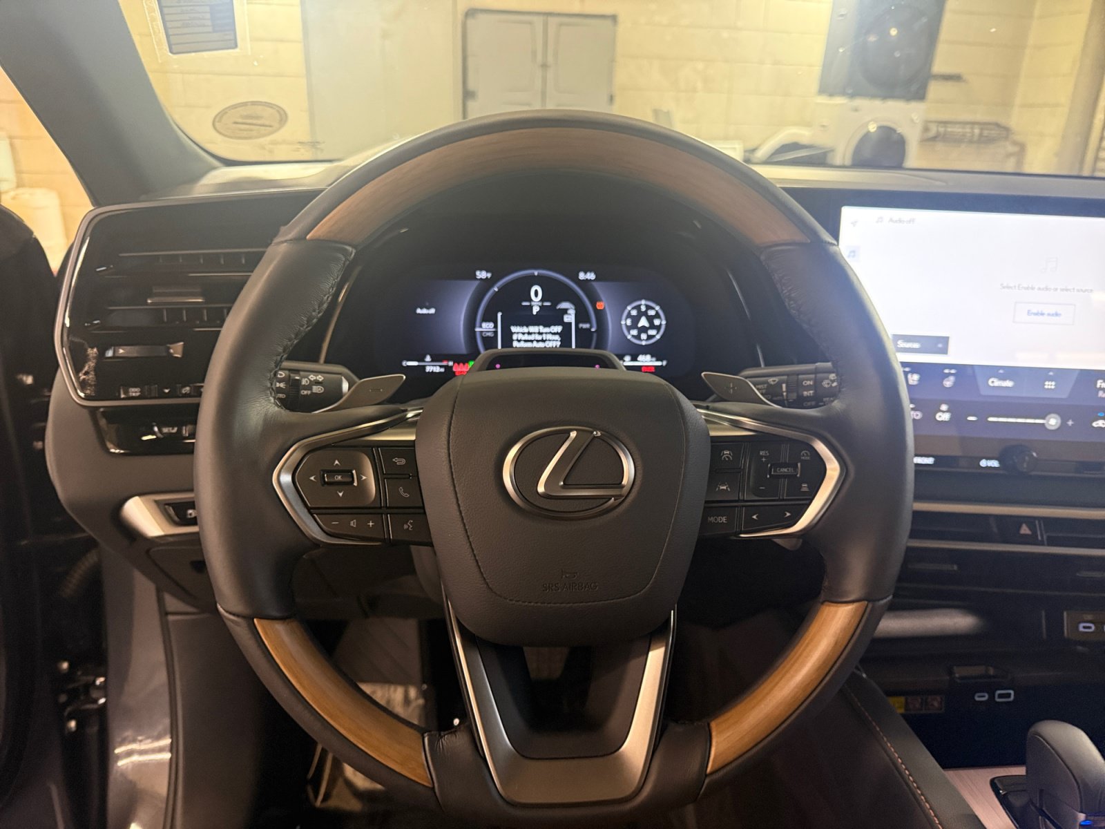 Used 2026 Lexus RX 350h w/ Convenience Package AWD/4WD image 9