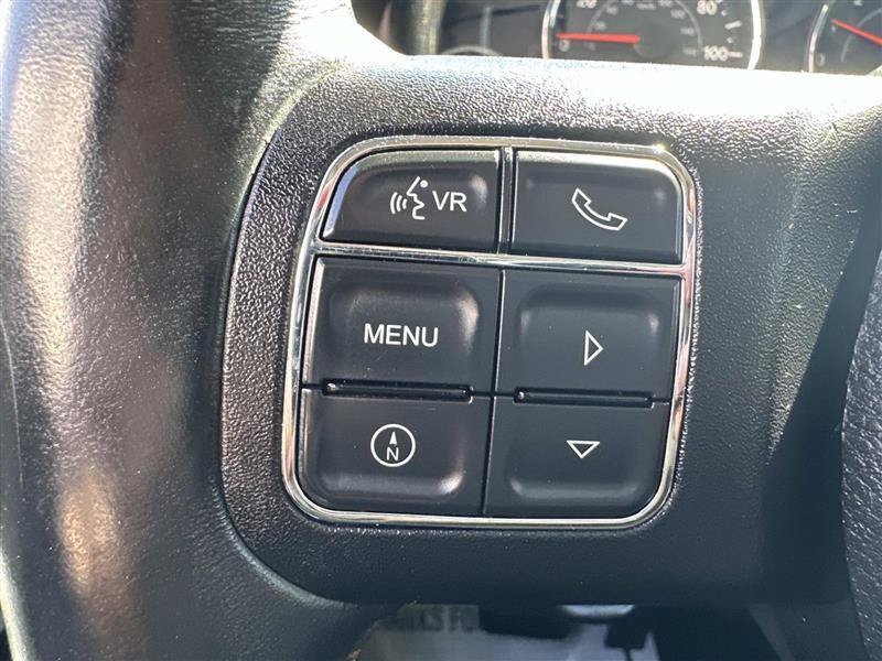 Used 2016 Jeep Wrangler Unlimited Sahara w/ Dual Top Group AWD/4WD image 14