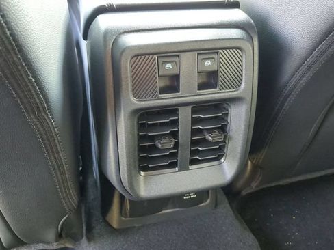New 2025 Ford Bronco Outer Banks w/ Sasquatch Package AWD/4WD image 31