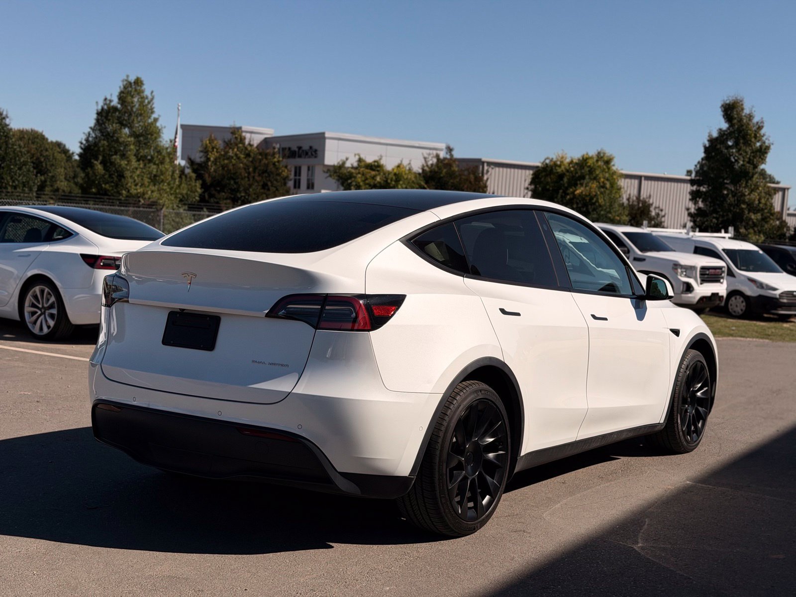 Used 2021 Tesla Model Y Long Range AWD/4WD image 5