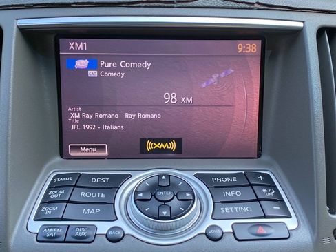 Used 2010 INFINITI G37 Convertible w/ Premium Pkg RWD image 30