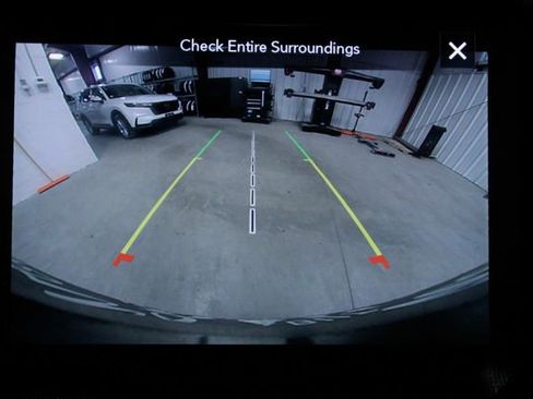 Used 2022 Jeep Wrangler Unlimited Sahara image 32