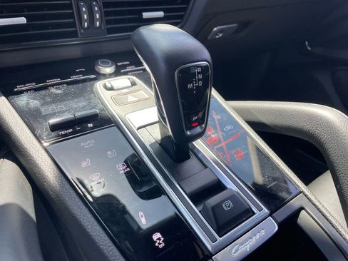 Used 2023 Porsche Cayenne Coupe AWD/4WD image 8