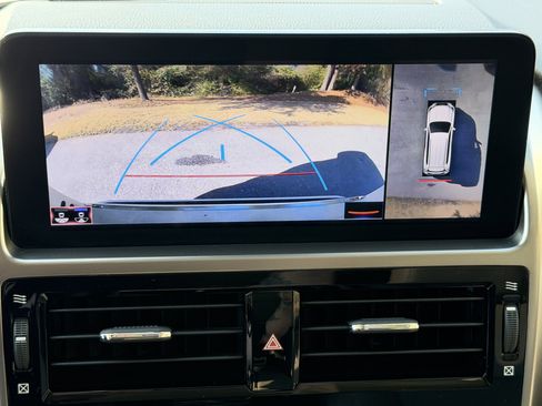 Used 2022 Lexus GX 460 Luxury image 33