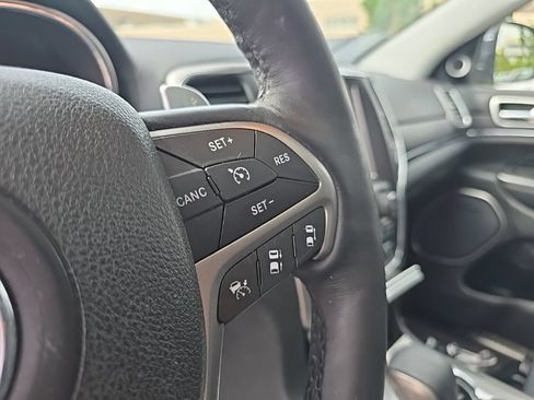 Used 2017 Jeep Grand Cherokee Summit AWD/4WD image 27