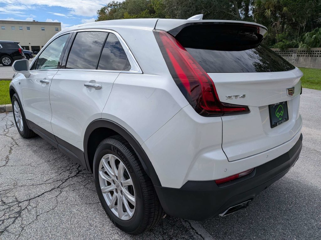 Certified 2019 Cadillac XT4 Luxury FWD image 6