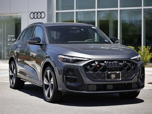 New 2026 Audi SQ5 Premium Plus AWD/4WD image 2