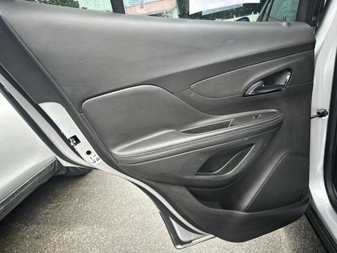 Used 2017 Buick Encore Preferred FWD image 8