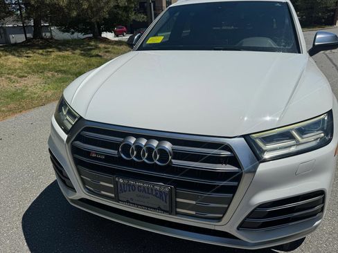 Used 2018 Audi SQ5 Premium Plus AWD/4WD image 26