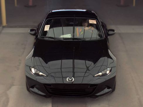 Used 2025 MAZDA MX-5 Miata RF Grand Touring RWD image 15