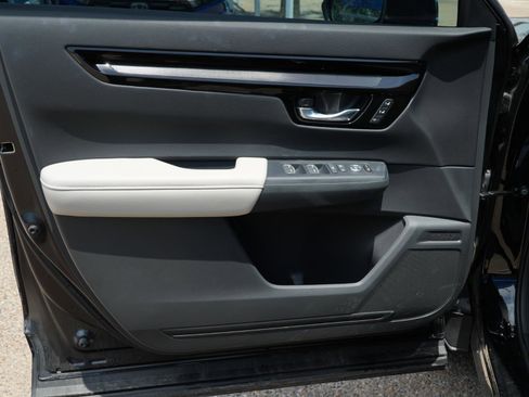 Used 2026 Honda CR-V EX-L image 11