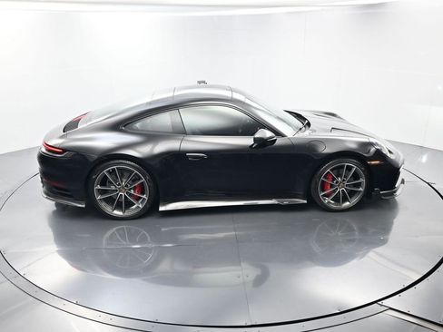Used 2024 Porsche 911 Carrera 4S image 34