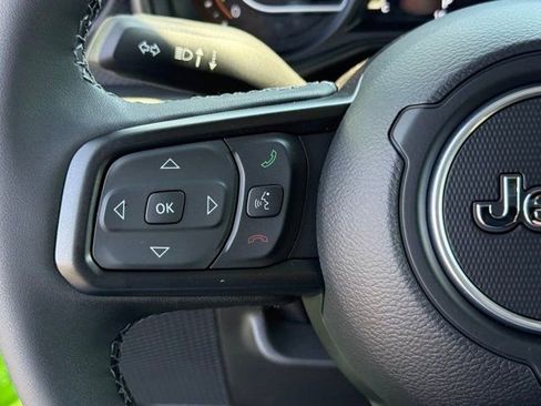 New 2025 Jeep Gladiator Rubicon image 21