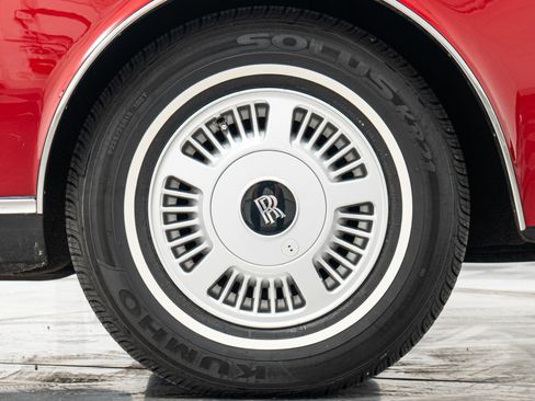 Used 1987 Rolls-Royce Corniche RWD image 11