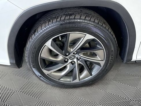 Used 2018 Lexus RX 450hL Luxury w/ Accessory Package AWD/4WD image 36