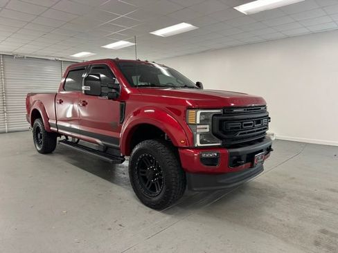 Used 2022 Ford F250 Lariat w/ Black Appearance Package AWD/4WD image 3