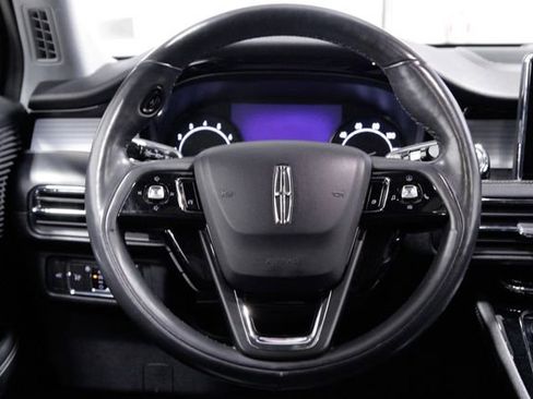Used 2020 Lincoln Corsair Standard w/ Premium Package image 14