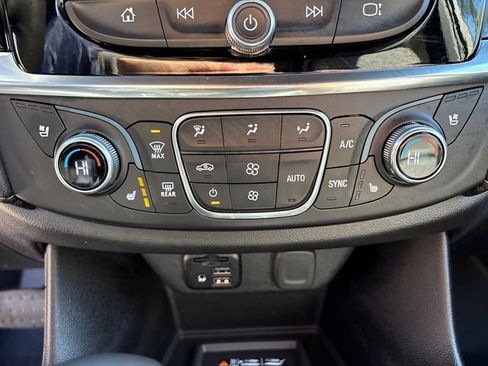 Used 2023 Chevrolet Traverse Premier w/ Redline Edition AWD/4WD image 25