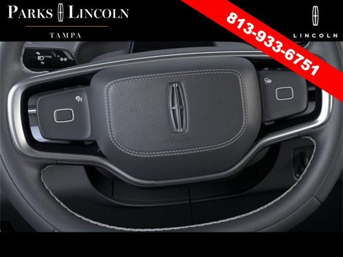 New 2025 Lincoln Navigator Reserve w/ Jet Appearance Package image 12