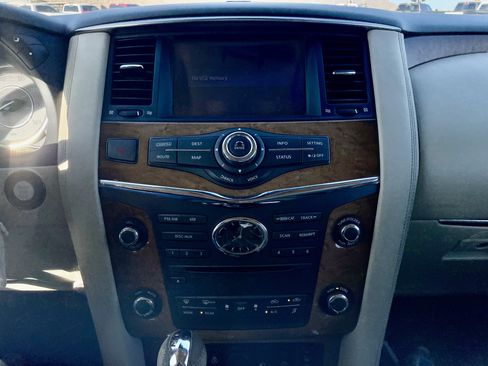 Used 2014 INFINITI QX80 2WD w/ Theater Package image 18