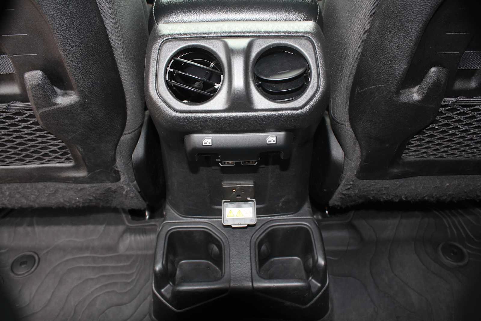 Used 2022 Jeep Gladiator Mojave w/ Cold Weather Group AWD/4WD image 29