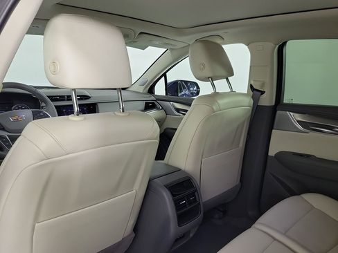 Used 2024 Cadillac XT5 Premium Luxury w/ LPO, Floor Liner Package AWD/4WD image 12