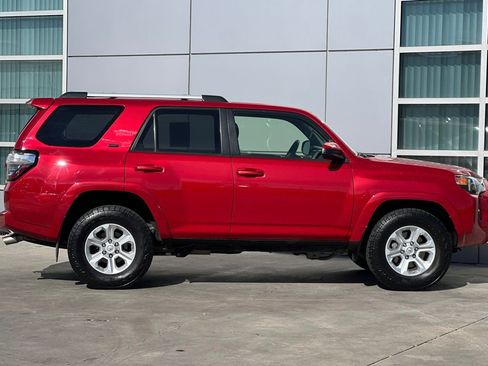 Certified 2019 Toyota 4Runner SR5 image 3
