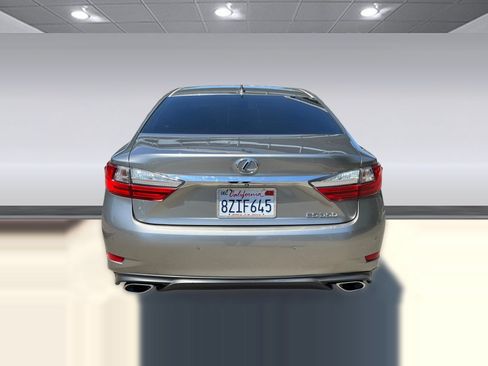 Used 2018 Lexus ES 350 w/ Premier Package FWD image 5