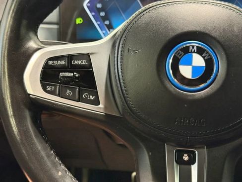 Used 2023 BMW i4 eDrive40 w/ M Sport Package RWD image 16