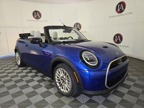 New 2026 MINI Cooper S image 2