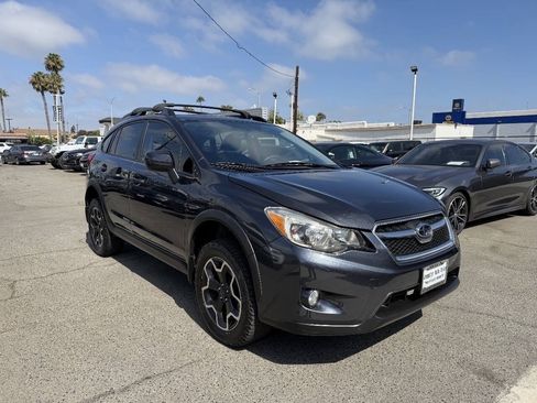 Used 2014 Subaru Crosstrek 2.0i Premium AWD/4WD image 3