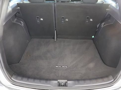 Used 2024 Nissan Kicks SV FWD image 19