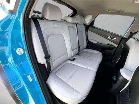 Used 2022 Hyundai Kona Limited FWD image 29