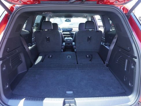 Certified 2026 Buick Enclave Sport Touring AWD/4WD image 8