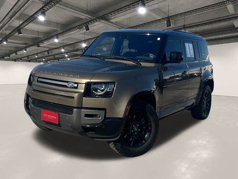 Used 2021 Land Rover Defender 110 X-Dynamic SE image 1