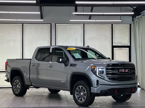 Used 2025 GMC Sierra 1500 AT4 AWD/4WD image 1