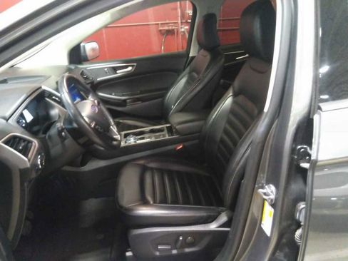 Used 2024 Ford Edge SEL AWD/4WD image 2