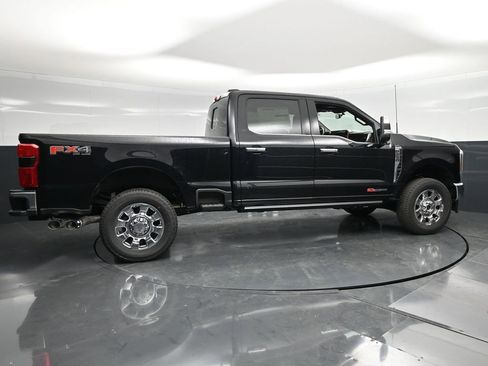 New 2026 Ford F250 King Ranch w/ Chrome Package AWD/4WD image 2
