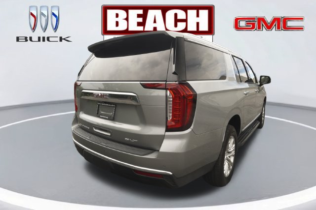 Used 2024 GMC Yukon XL SLT w/ SLT Luxury Package AWD/4WD image 3