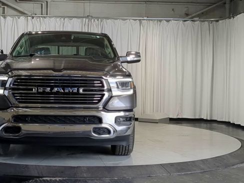 Used 2022 RAM 1500 Laramie AWD/4WD image 3