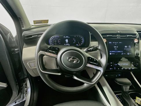 Used 2024 Hyundai Tucson SEL FWD image 13