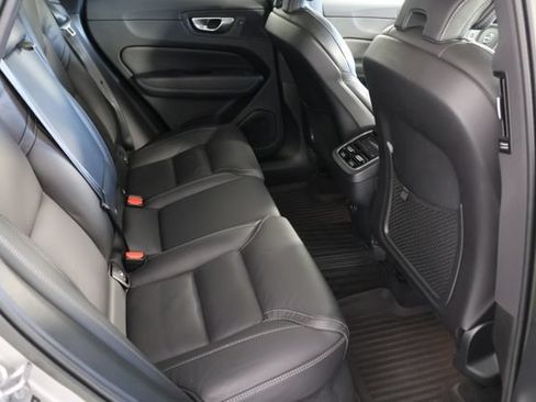 Used 2023 Volvo XC60 B6 Ultimate w/ Protection Package Premier AWD/4WD image 22